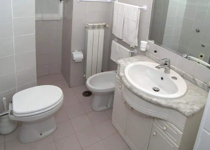 Centre 2*